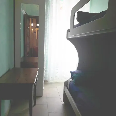 Anastasia - Hidden Balcony Inside Trastevere *